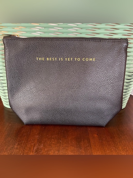 Handbags - NWOT Sentiment Make Up Bag “The Best Is Yet To Come”